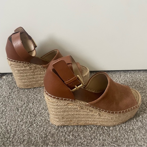 Marc Fisher Tan Alita Wedges - Picture 4 of 6